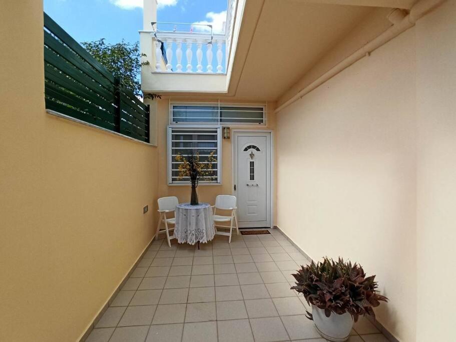 Takis & Machi House Apartment Rafína Exterior foto